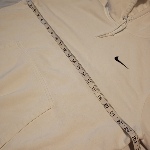 Nike White Pullover Hoodie With Embroidered Nike Logo - Picture 5 of 7